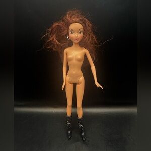 Barbie My Scene Chelsea First Collection Earrings Nude Boots My City My Style